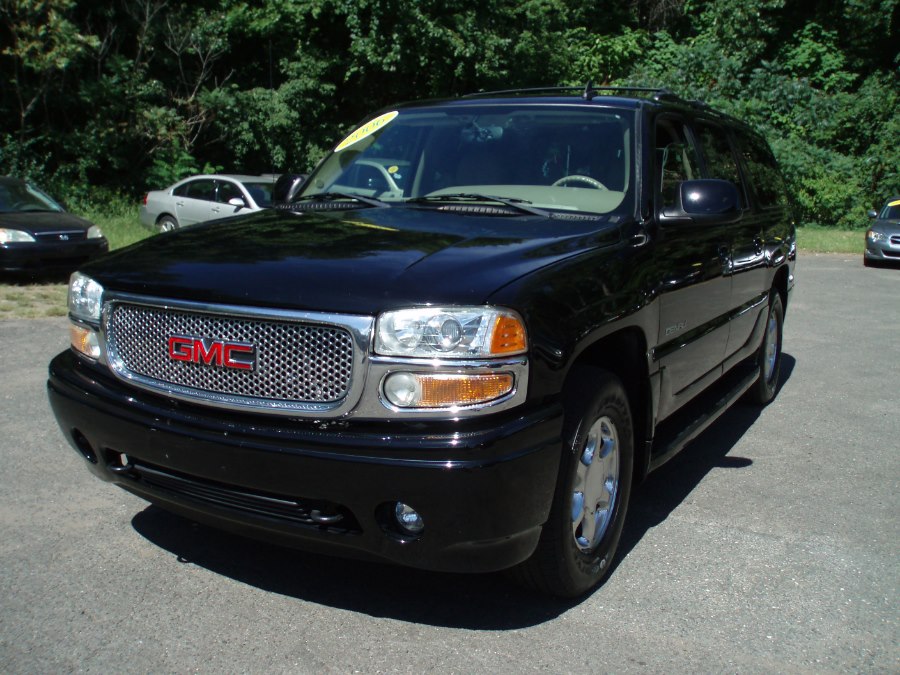 2006 GMC Yukon XL Denali 4dr 1500 AWD, available for sale in Manchester, Connecticut | Vernon Auto Sale & Service. Manchester, Connecticut