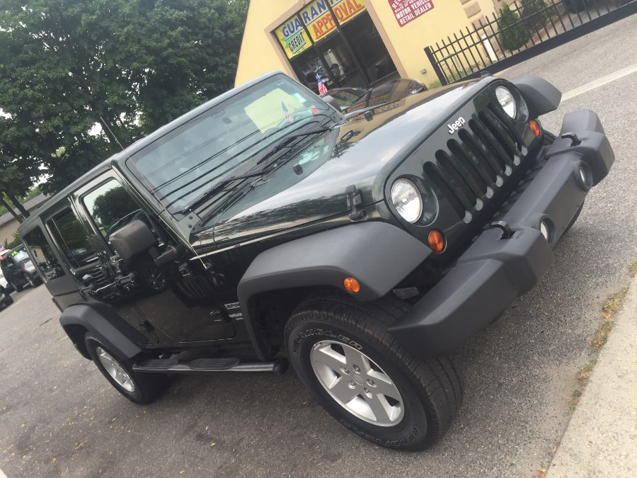 2011 Jeep Wrangler Unlimited 4WD 4dr Sport, available for sale in Huntington Station, New York | Huntington Auto Mall. Huntington Station, New York