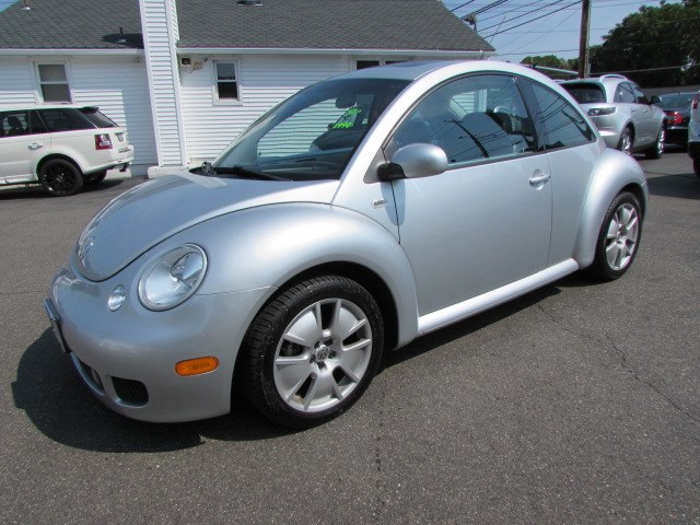 2003 Volkswagen New Beetle Coupe 2dr Cpe Turbo S Manual, available for sale in Milford, Connecticut | Chip's Auto Sales Inc. Milford, Connecticut