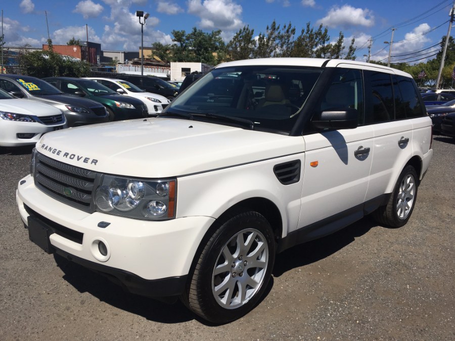 2008 Land Rover Range Rover Sport 4WD 4dr HSE, available for sale in Bohemia, New York | B I Auto Sales. Bohemia, New York