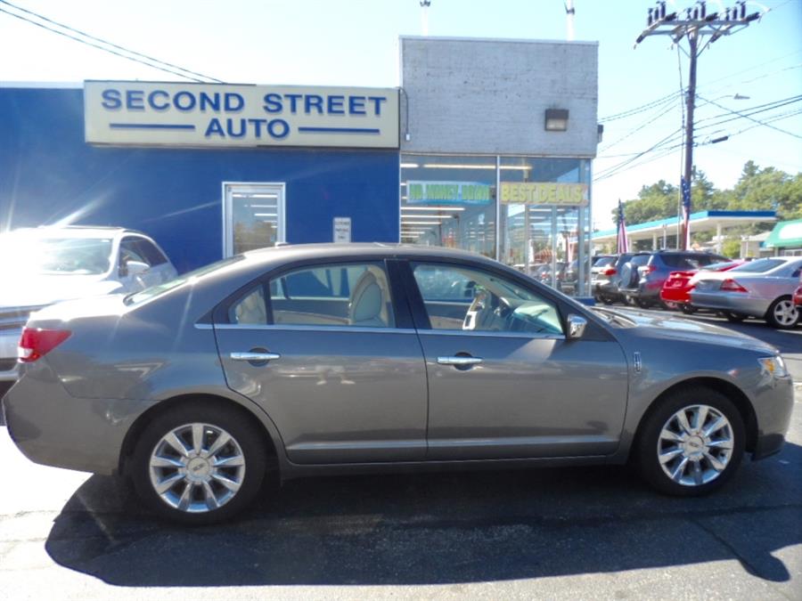 2010 Lincoln Mkz AWD,LTHR,NAV,MOON,SYNC,CHROME,, available for sale in Manchester, New Hampshire | Second Street Auto Sales Inc. Manchester, New Hampshire