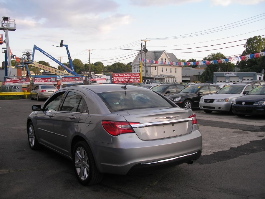 2013 Chrysler 200 4dr Sdn Touring, available for sale in New Haven, Connecticut | Performance Auto Sales LLC. New Haven, Connecticut 2013 Chrysler 200 4dr Sdn Touring, available for sale in New Haven, Connecticut | Performance Auto Sales LLC. New Haven, Connecticut