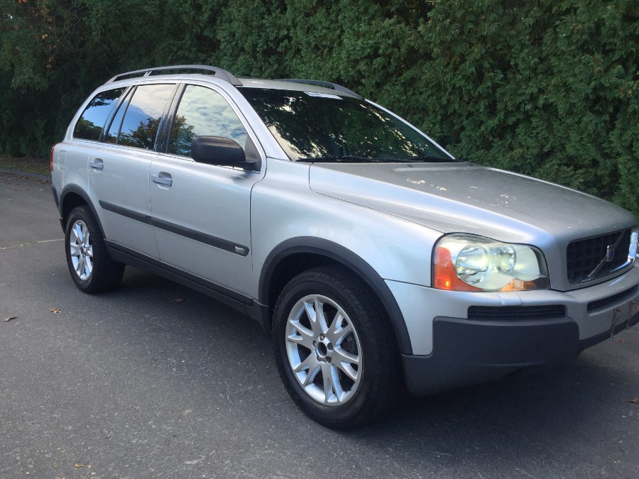 2004 Volvo XC90 4dr 2.9L Twin Turbo AWD w/3rd, available for sale in Agawam, Massachusetts | Malkoon Motors. Agawam, Massachusetts