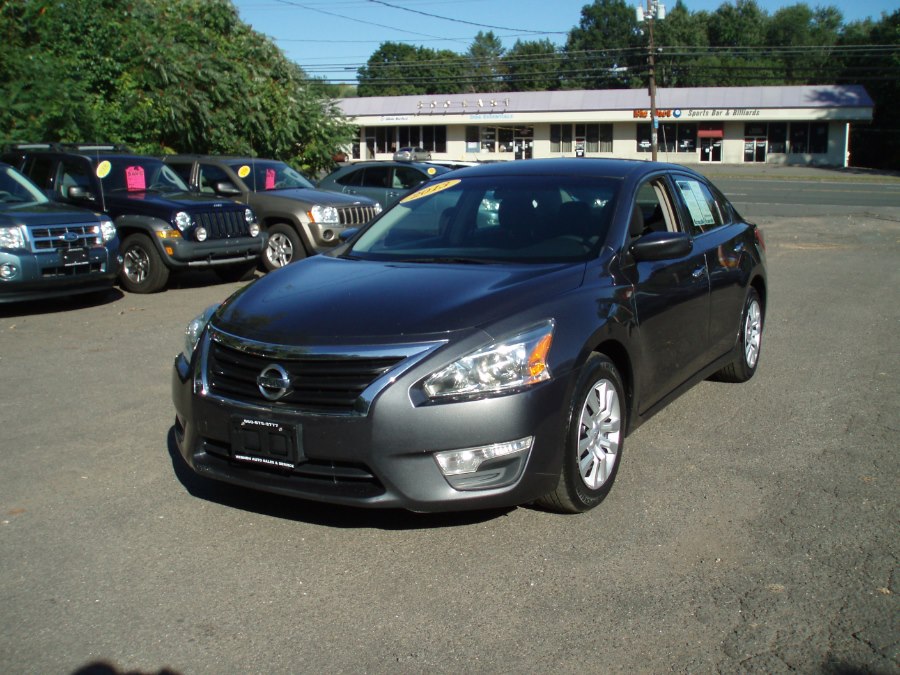 2013 Nissan Altima 4dr Sdn I4 2.5 S, available for sale in Manchester, Connecticut | Vernon Auto Sale & Service. Manchester, Connecticut