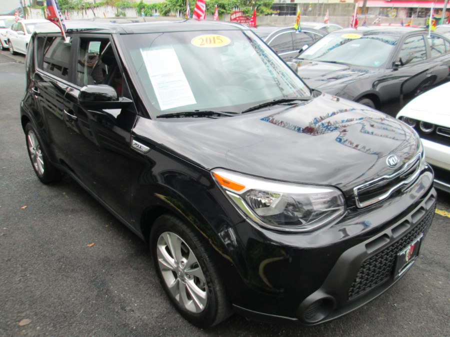 2015 Kia Soul 5dr Wgn Auto +, available for sale in Middle Village, New York | Road Masters II INC. Middle Village, New York