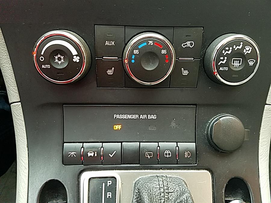 Used Suzuki XL7 AWD 4dr Limited w/3rd Row, Nav 2008 | Ultimate Auto Sales. Hicksville, New York Used Suzuki XL7 AWD 4dr Limited w/3rd Row, Nav 2008 | Ultimate Auto Sales. Hicksville, New York