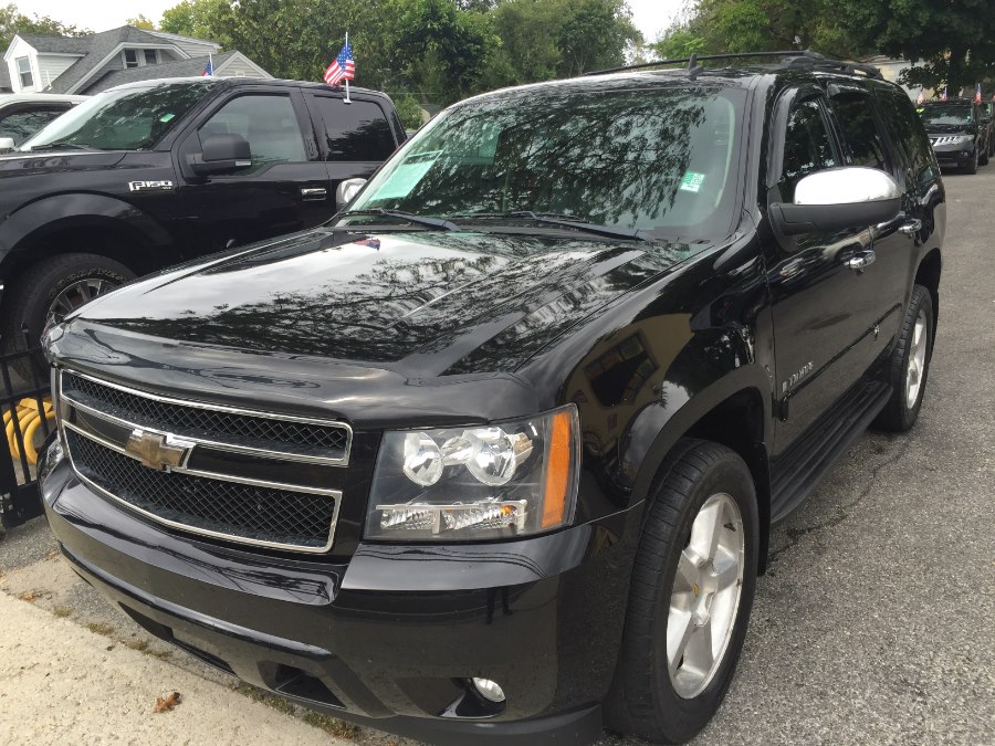 2009 Chevrolet Tahoe 4WD 4dr 1500 LT w/1LT, available for sale in Huntington Station, New York | Huntington Auto Mall. Huntington Station, New York