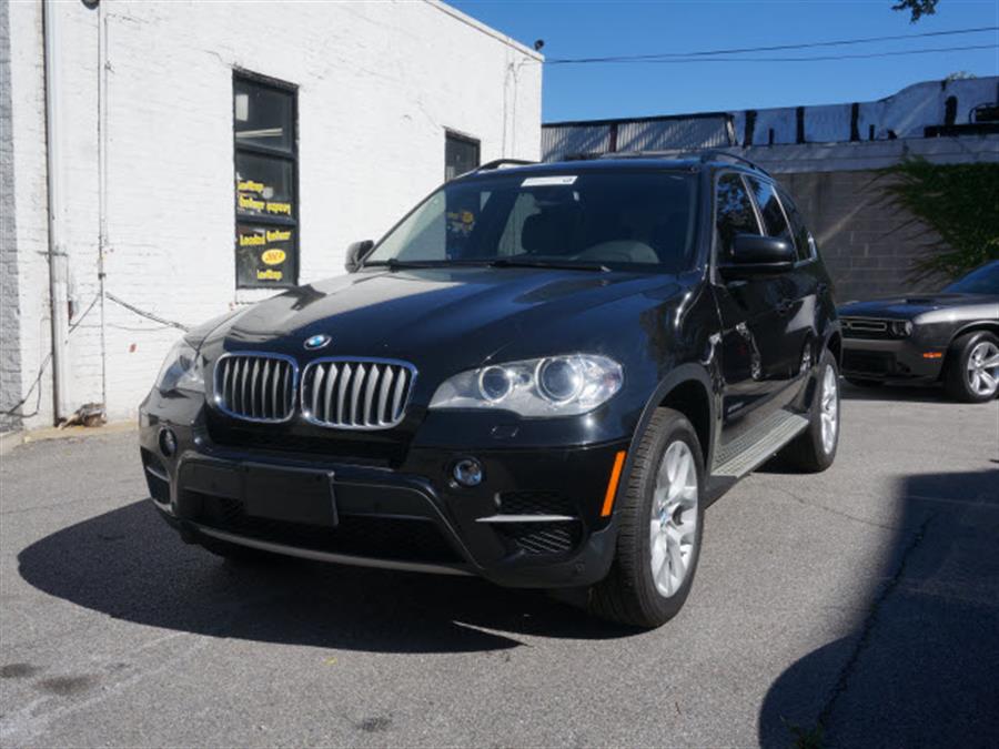 2013 BMW X5 xDrive35i Premium, available for sale in Huntington Station, New York | Connection Auto Sales Inc.. Huntington Station, New York