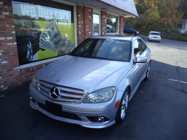 2010 Mercedes Benz C-Class 4dr Sdn C300 Luxury 4MATIC, available for sale in Naugatuck, Connecticut | Riverside Motorcars, LLC. Naugatuck, Connecticut