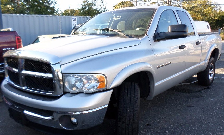2004 Dodge Ram 1500 4dr Quad Cab 140.5" WB 4WD SLT, available for sale in Patchogue, New York | Romaxx Truxx. Patchogue, New York