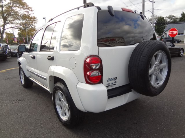 2007 Jeep Liberty 4WD 4dr Limited, available for sale in Huntington Station, New York | M & A Motors. Huntington Station, New York