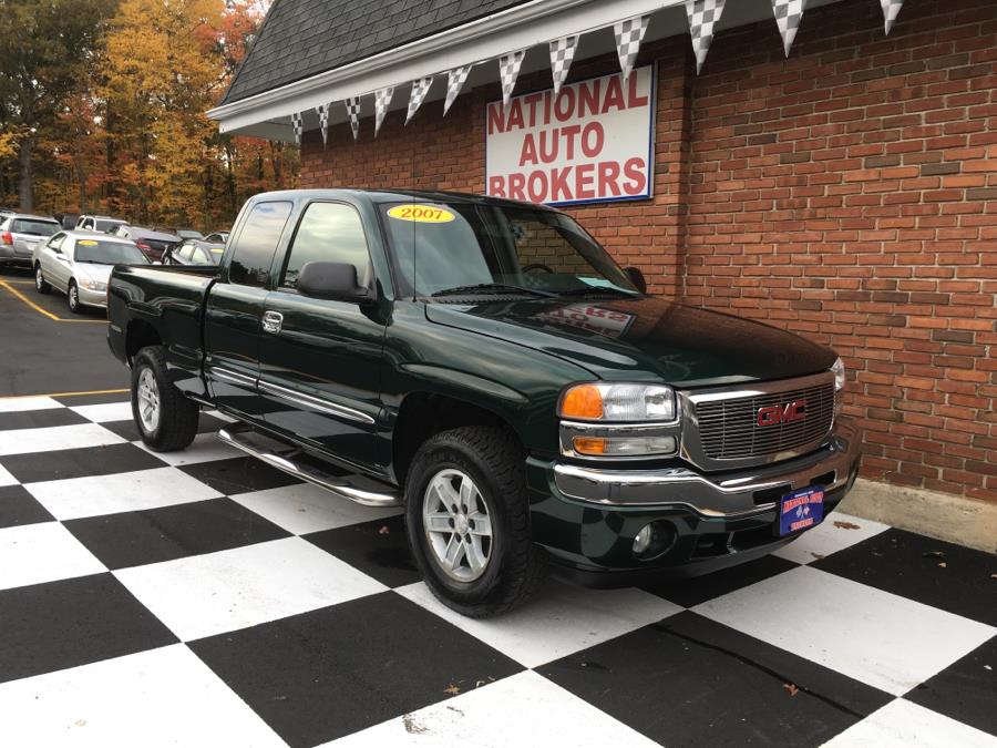 2007 GMC Sierra 1500 Classic 4WD Ext Cab SLE, available for sale in Waterbury, Connecticut | National Auto Brokers, Inc.. Waterbury, Connecticut