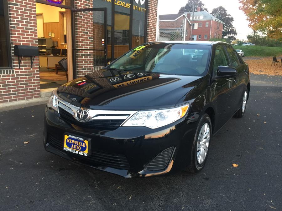 2013 Toyota Camry 4dr Sdn I4 Auto LE (Natl), available for sale in Middletown, Connecticut | Newfield Auto Sales. Middletown, Connecticut