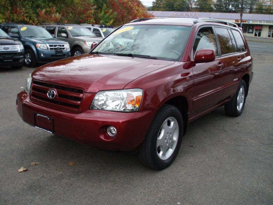 2007 Toyota Highlander 4WD 4dr V6 Limited w/3rd Row, available for sale in Manchester, Connecticut | Vernon Auto Sale & Service. Manchester, Connecticut