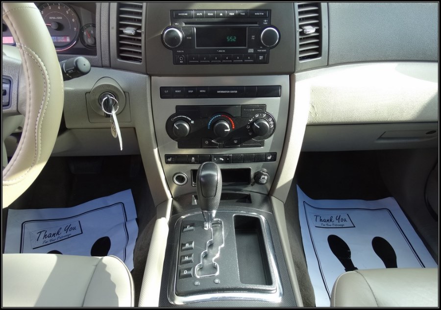2006 Jeep Grand Cherokee 4dr Laredo 4WD, available for sale in Huntington Station, New York | My Auto Inc.. Huntington Station, New York 2006 Jeep Grand Cherokee 4dr Laredo 4WD, available for sale in Huntington Station, New York | My Auto Inc.. Huntington Station, New York