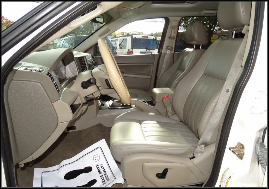 2006 Jeep Grand Cherokee 4dr Laredo 4WD, available for sale in Huntington Station, New York | My Auto Inc.. Huntington Station, New York 2006 Jeep Grand Cherokee 4dr Laredo 4WD, available for sale in Huntington Station, New York | My Auto Inc.. Huntington Station, New York