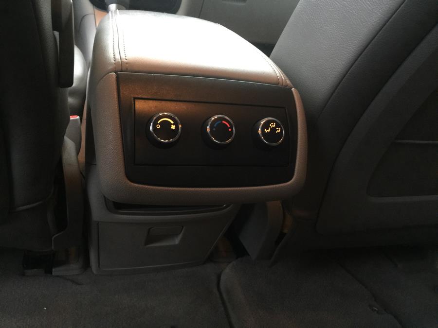 Used Saturn Outlook FWD 4dr XE 2008 | Ultimate Auto Sales. Hicksville, New York Used Saturn Outlook FWD 4dr XE 2008 | Ultimate Auto Sales. Hicksville, New York