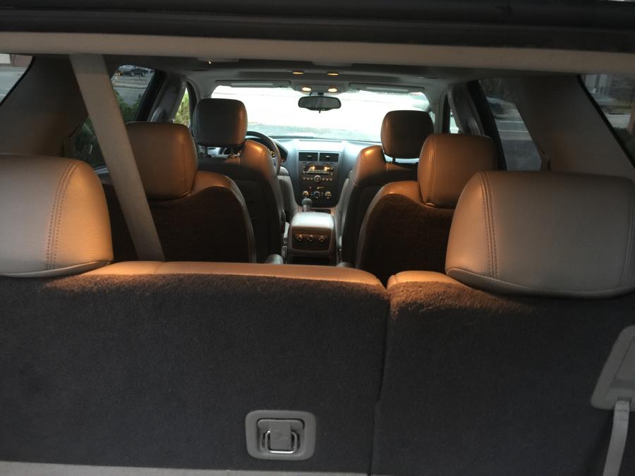 Used Saturn Outlook FWD 4dr XE 2008 | Ultimate Auto Sales. Hicksville, New York Used Saturn Outlook FWD 4dr XE 2008 | Ultimate Auto Sales. Hicksville, New York
