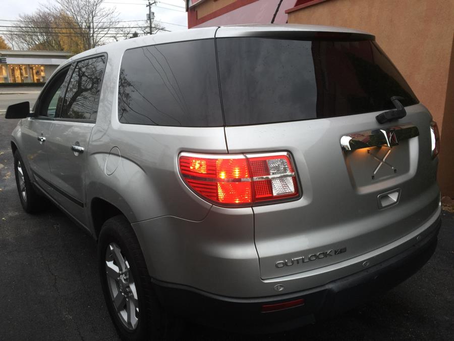 Used Saturn Outlook FWD 4dr XE 2008 | Ultimate Auto Sales. Hicksville, New York Used Saturn Outlook FWD 4dr XE 2008 | Ultimate Auto Sales. Hicksville, New York