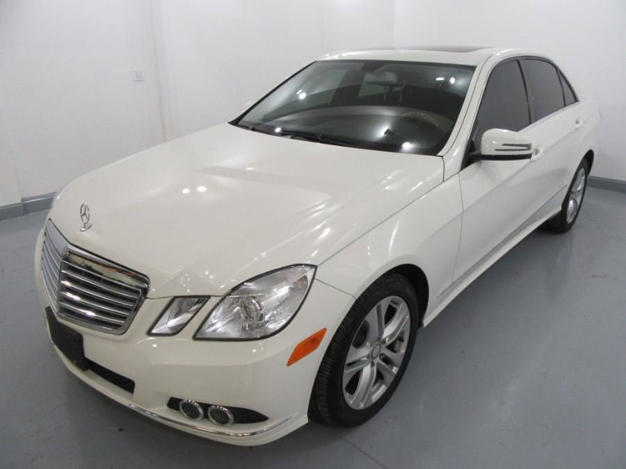 2010 Mercedes-Benz E-Class 4dr Sdn E350 Luxury 4MATIC, available for sale in Danbury, Connecticut | Performance Imports. Danbury, Connecticut