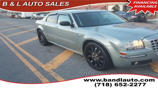 2005 Chrysler 300 4dr Sdn 300 *Ltd Avail*, available for sale in Bronx, New York | B & L Auto Sales LLC. Bronx, New York
