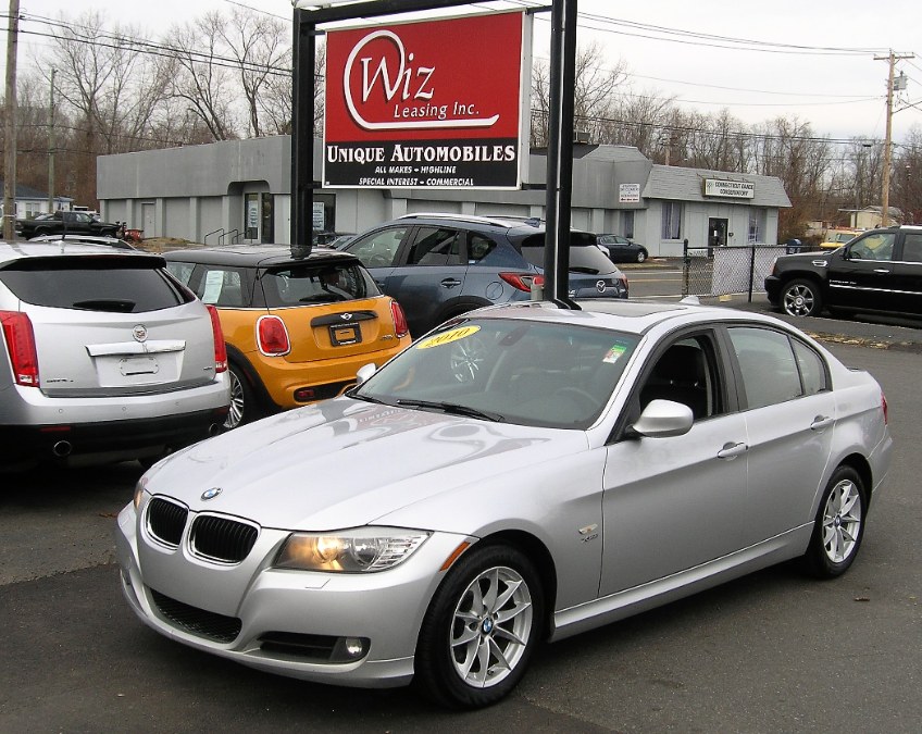 2010 BMW 3 Series 4dr Sdn 328i xDrive AWD SULEV, available for sale in Stratford, Connecticut | Wiz Leasing Inc. Stratford, Connecticut