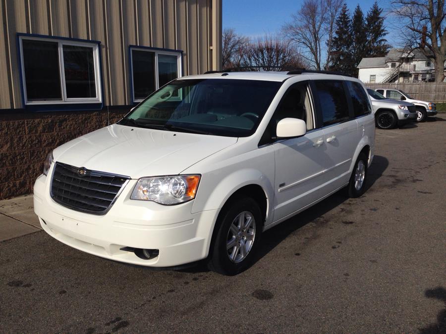 2008 Chrysler Town & Country 4dr Wgn Touring, available for sale in East Windsor, Connecticut | Century Auto And Truck. East Windsor, Connecticut