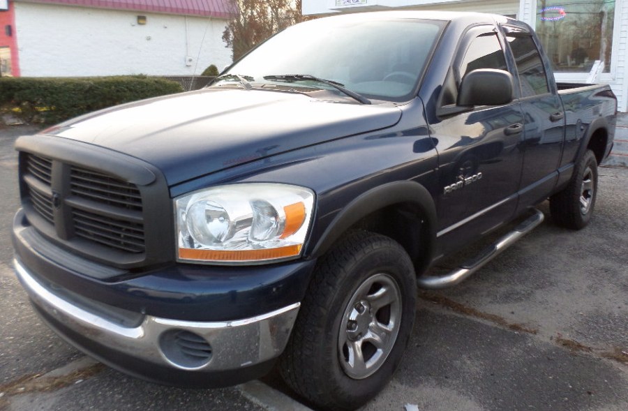 2006 Dodge Ram 1500 4dr Quad Cab 140.5 4WD ST, available for sale in Patchogue, New York | Romaxx Truxx. Patchogue, New York