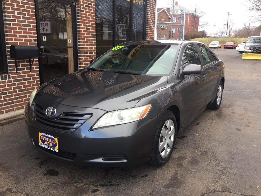 2007 Toyota Camry 4dr Sdn V6 Auto LE, available for sale in Middletown, Connecticut | Newfield Auto Sales. Middletown, Connecticut