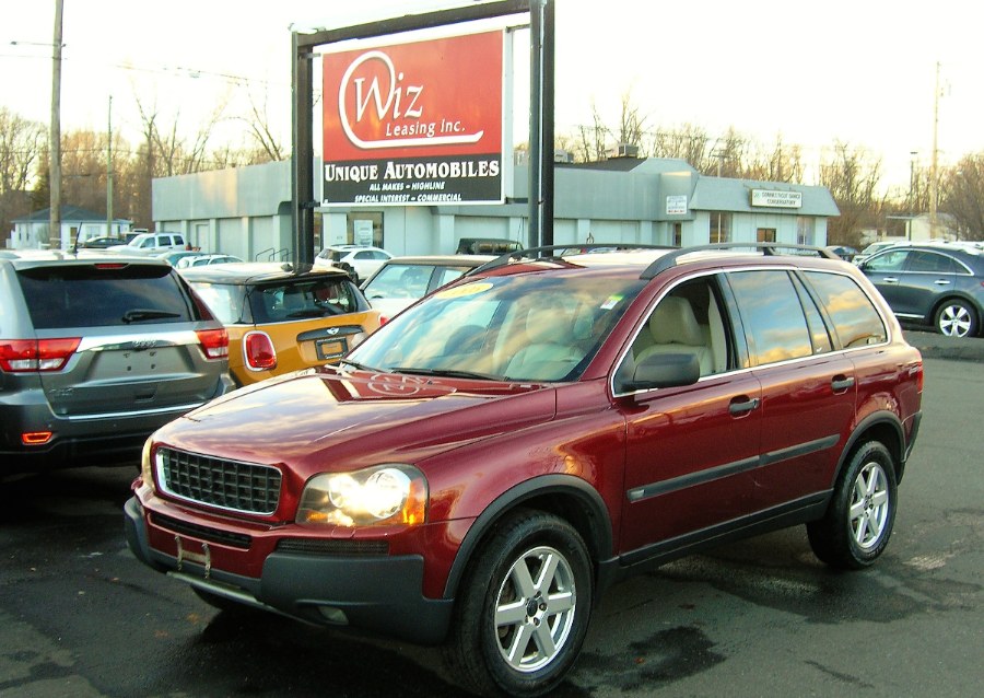 2005 Volvo XC90 4dr 2.5L Turbo AWD w/Sunroof/3, available for sale in Stratford, Connecticut | Wiz Leasing Inc. Stratford, Connecticut