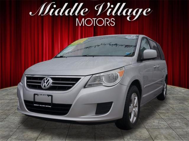2010 Volkswagen Routan 4dr Wgn SE, available for sale in Middle Village, New York | Middle Village Motors . Middle Village, New York