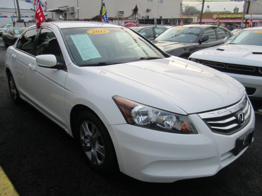 2011 Honda Accord Sdn 4dr I4 Auto SE, available for sale in Middle Village, New York | Road Masters II INC. Middle Village, New York