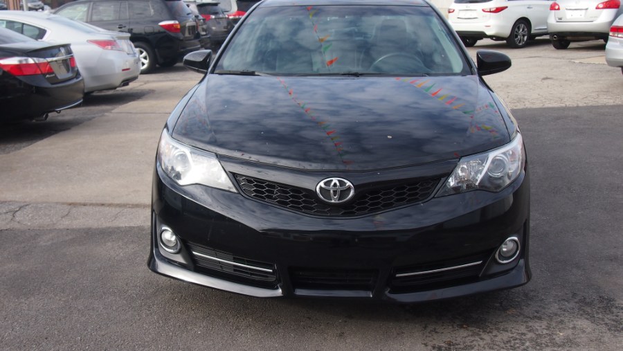 2014 Toyota Camry 2014.5 4dr Sdn I4 Auto SE W Back Up Camera, available for sale in Worcester, Massachusetts | Hilario's Auto Sales Inc.. Worcester, Massachusetts