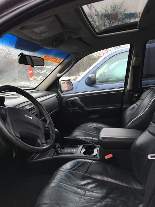 Used Jeep Grand Cherokee 4dr Laredo 4WD 2004 | Boss Auto Sales. West Babylon, New York Used Jeep Grand Cherokee 4dr Laredo 4WD 2004 | Boss Auto Sales. West Babylon, New York
