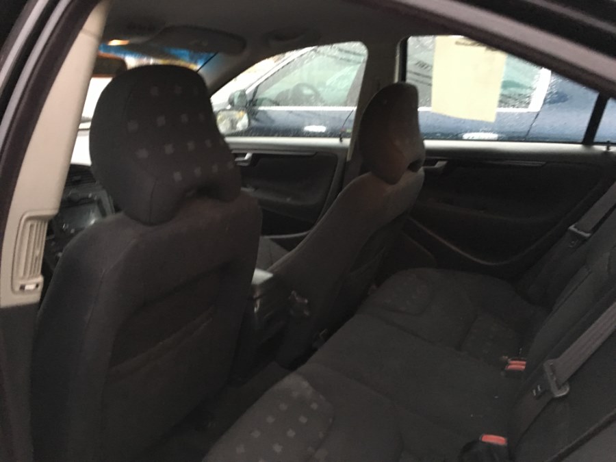 2004 Volvo S60 2.4L Manual, available for sale in West Babylon, New York | Boss Auto Sales. West Babylon, New York 2004 Volvo S60 2.4L Manual, available for sale in West Babylon, New York | Boss Auto Sales. West Babylon, New York
