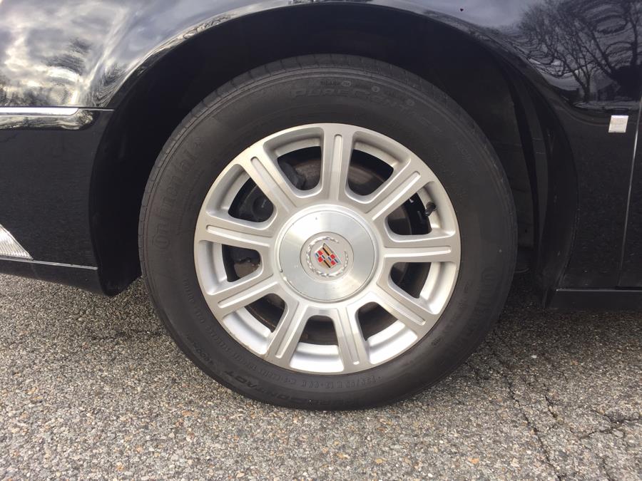 2010 Cadillac DTS 4dr Sdn w/1SH, available for sale in Baldwin, New York | Carmoney Auto Sales. Baldwin, New York 2010 Cadillac DTS 4dr Sdn w/1SH, available for sale in Baldwin, New York | Carmoney Auto Sales. Baldwin, New York