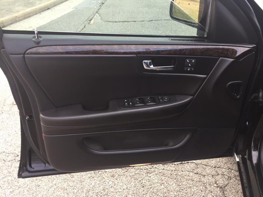 2010 Cadillac DTS 4dr Sdn w/1SH, available for sale in Baldwin, New York | Carmoney Auto Sales. Baldwin, New York 2010 Cadillac DTS 4dr Sdn w/1SH, available for sale in Baldwin, New York | Carmoney Auto Sales. Baldwin, New York