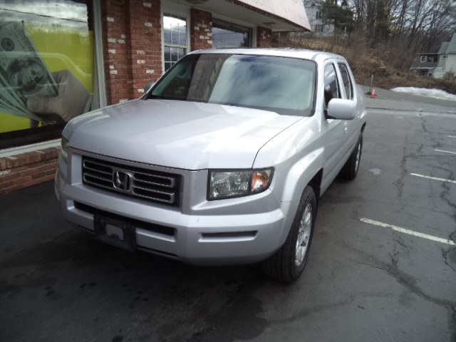 2007 Honda Ridgeline 4WD Crew Cab RTL w/Leather & Navi, available for sale in Naugatuck, Connecticut | Riverside Motorcars, LLC. Naugatuck, Connecticut
