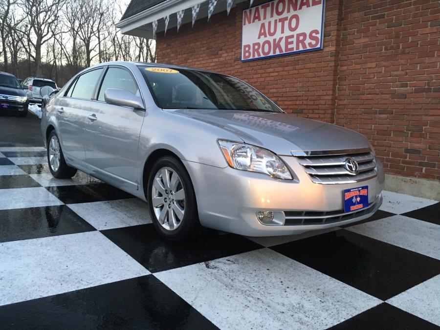 2007 Toyota Avalon 4dr Sdn XLS, available for sale in Waterbury, Connecticut | National Auto Brokers, Inc.. Waterbury, Connecticut