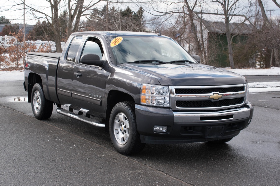 2010 Chevrolet Silverado 1500 4WD Ext Cab 143.5" LT, available for sale in Agawam, Massachusetts | Malkoon Motors. Agawam, Massachusetts