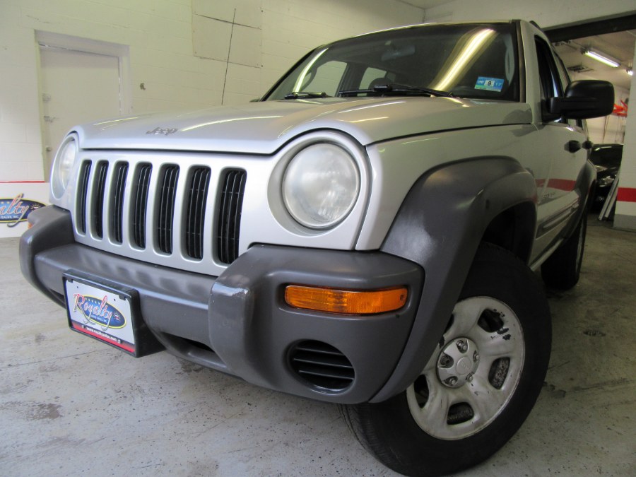 2002 Jeep Liberty 4dr Sport 4WD, available for sale in Little Ferry, New Jersey | Royalty Auto Sales. Little Ferry, New Jersey
