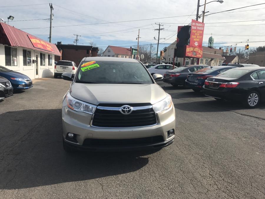 2014 Toyota Highlander le plus awd, available for sale in Springfield, Massachusetts | Fortuna Auto Sales Inc.. Springfield, Massachusetts