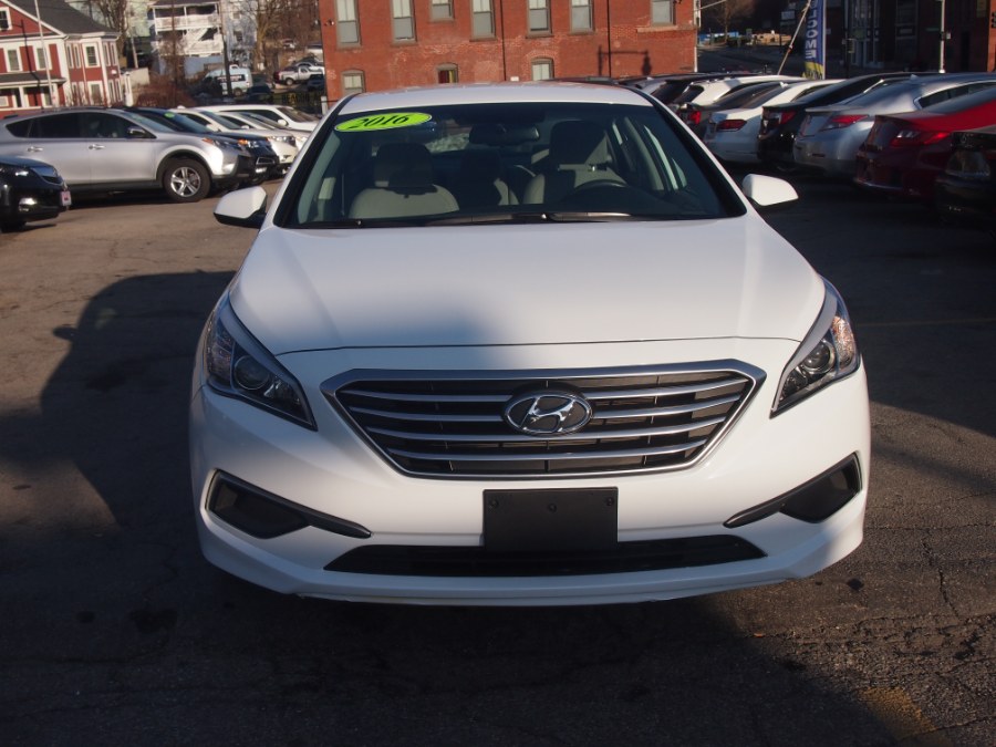2016 Hyundai Sonata 4dr Sdn 2.4L SE Back up Camera, available for sale in Worcester, Massachusetts | Hilario's Auto Sales Inc.. Worcester, Massachusetts