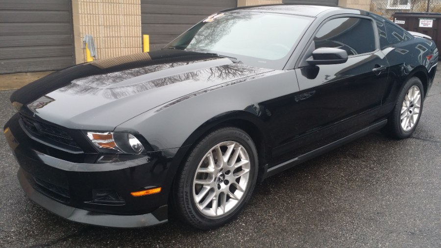 2012 Ford Mustang 2dr Cpe V6 Premium, available for sale in Stratford, Connecticut | Mike's Motors LLC. Stratford, Connecticut