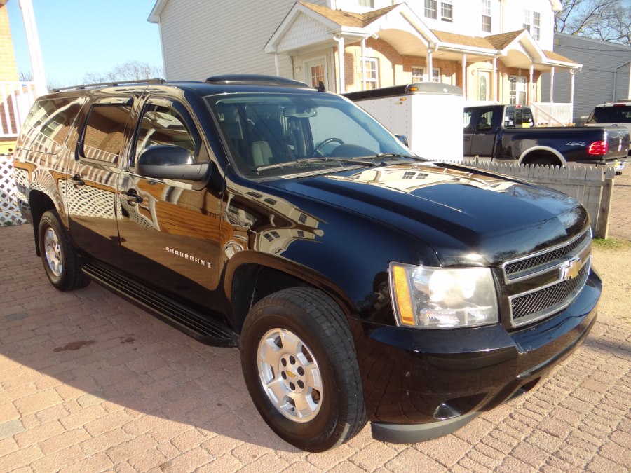 2008 Chevrolet Suburban 4WD 4dr 1500 LT w/1LT, available for sale in West Babylon, New York | SGM Auto Sales. West Babylon, New York