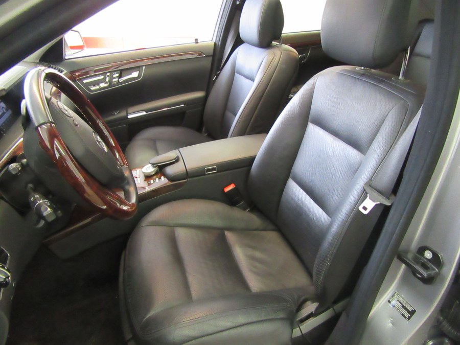 2010 Mercedes-Benz S-Class 4dr Sdn S550 4MATIC, available for sale in Little Ferry, New Jersey | Victoria Preowned Autos Inc. Little Ferry, New Jersey 2010 Mercedes-Benz S-Class 4dr Sdn S550 4MATIC, available for sale in Little Ferry, New Jersey | Victoria Preowned Autos Inc. Little Ferry, New Jersey