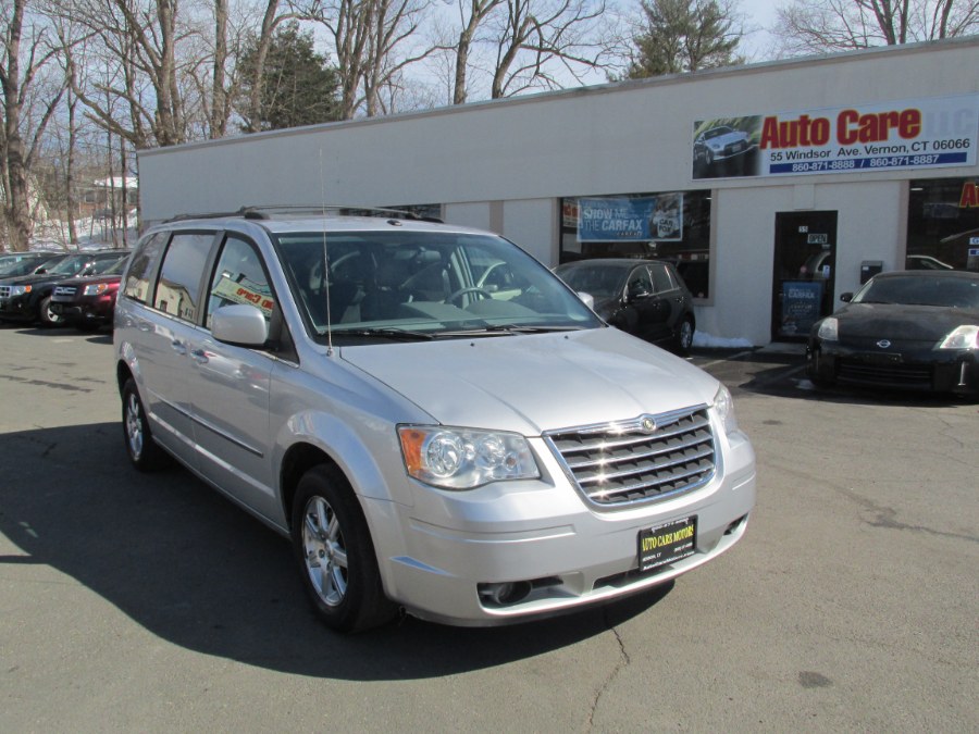 2009 Chrysler Town & Country 4dr Wgn Touring, available for sale in Vernon , Connecticut | Auto Care Motors. Vernon , Connecticut