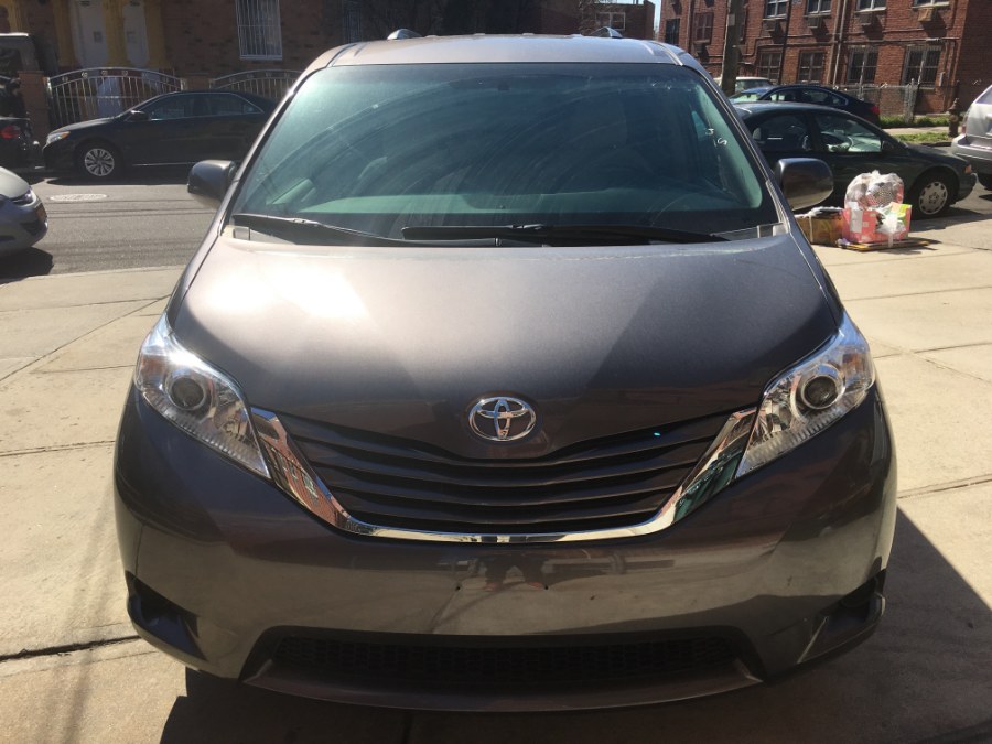 2015 Toyota Sienna 5dr 8-Pass Van LE FWD (Natl), available for sale in Woodside, New York | Pepmore Auto Sales Inc.. Woodside, New York