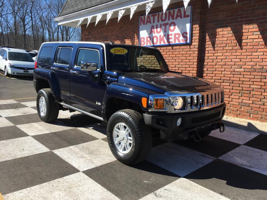 2007 HUMMER H3 4WD SUV, available for sale in Waterbury, Connecticut | National Auto Brokers, Inc.. Waterbury, Connecticut