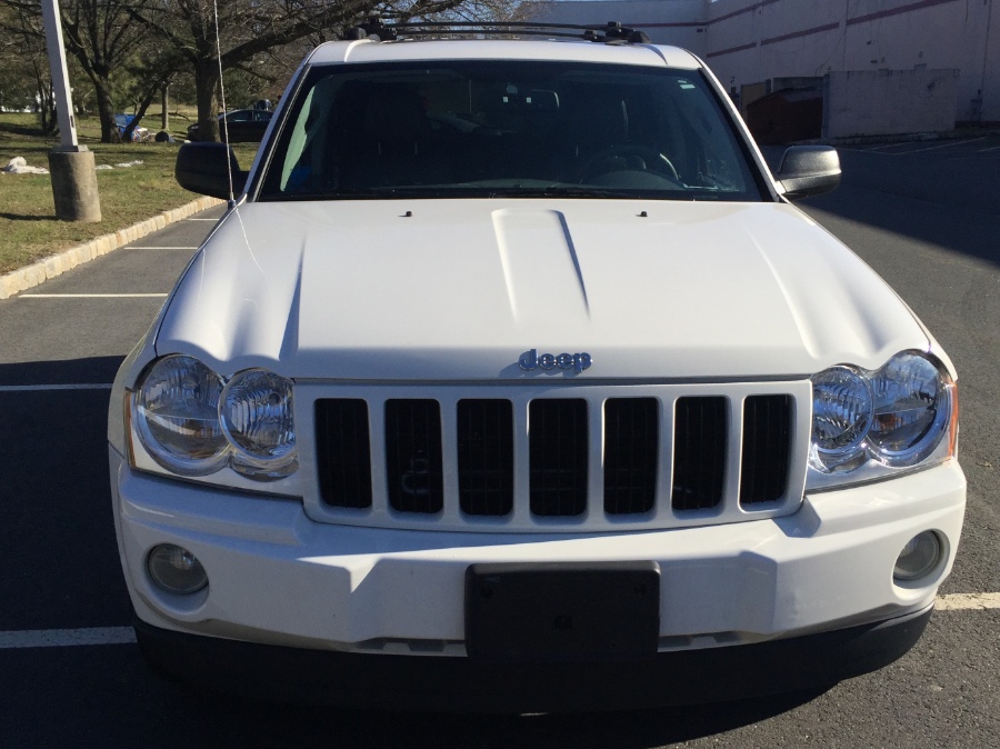 2007 Jeep Grand Cherokee 4WD 4dr Laredo, available for sale in White Plains, New York | Island auto wholesale. White Plains, New York